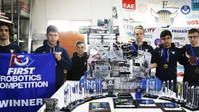 Liselilerin "Pirana"sı dünya birinciliği için Houston'da yarışacak