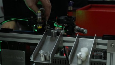 Meslek lisesinde üretilen elektrik elektronik deney seti Romanya'ya satılacak