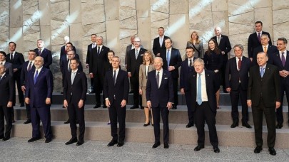 NATO toplantısı öncesi Macron'la da görüştü: Cumhurbaşkanı Erdoğan'dan Brüksel'de kritik temaslar