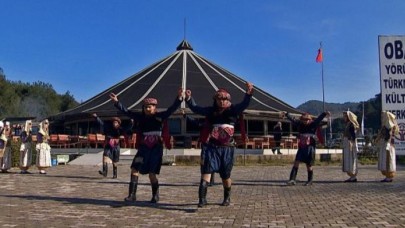 Oba çadırında Yörük müzesi