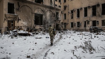 Putin,  Macron ve Scholz ile Ukrayna'daki durumu görüştü