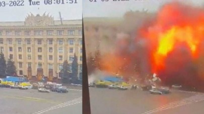 Rus ordusu,  Harkov'da belediye binasını havaya uçurdu: Korkunç patlama anı kameralara yansıdı!