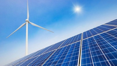 Rüzgar ve güneş 2021'de küresel elektrik üretiminde rekor kırdı