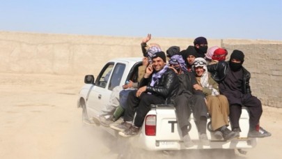Taliban,  Afganlar için insan kaçakçılarından sefer başı para alıyor