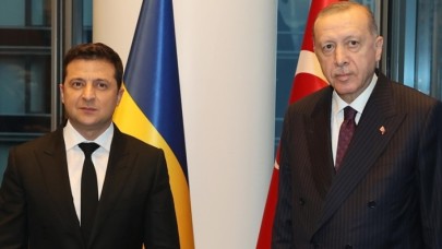 Telefonla görüştü! Cumhurbaşkanı Erdoğan,  Zelenskiy'e açıkca söyledi: Kimseye faydası olmayacak!
