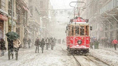 Tüm yurtta yağış var! Meteoroloji 6 ili özellikle uyardı: Oralara daha çok kar yağacak