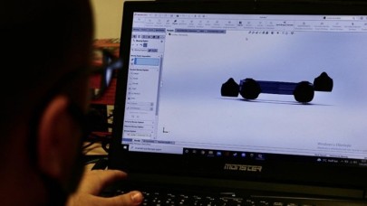 Üniversiteliler insansız su altı ve su üstü araç yarışmalarına hazırlanıyor