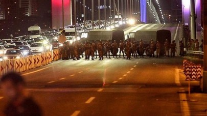 15 Temmuz darbe kararı: Osman Kavala'ya müebbet,  7 kişiye 18'er yıl hapis