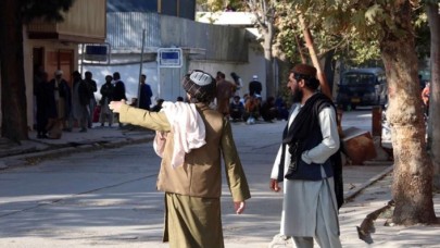Afganistan'da camide patlama: Ölü ve yaralılar var
