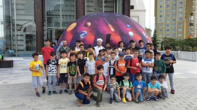 Başakşehir'de imam camiyi yaşam alanına çevirdi