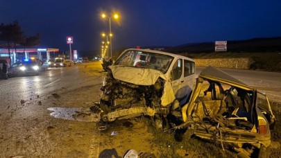 Boyabat'ta feci kaza: Yunus Akça ve Necati Sarı öldü