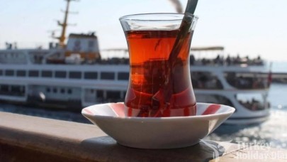 Çay tiryakileri dikkat: Böyle tüketiyorsanız sağlığınızı kaybedebilirsiniz!