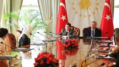 Cumhurbaşkanı Erdoğan: Türkiye yeniden dünyanın liderliğine talip devletidir!