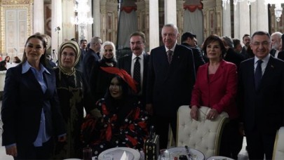 Dolmabahçe'deki iftara katılan sanatçılardan flaş Cumhurbaşkanı Erdoğan açıklamaları