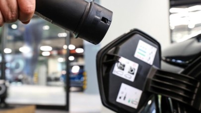 Elektrikli araçların pazar payı artışı ve satışlar 2021'de rekor kırdı