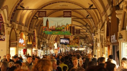Eminönü'nde bayram alışverişi hareketliliği başladı