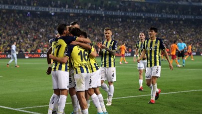 Fenerbahçe golleri sıraladı,  Galatasaray dondu kaldı!