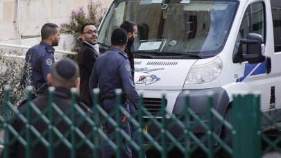 İsrail güçleri Kudüs Valisi Gays'ı gözaltına aldı