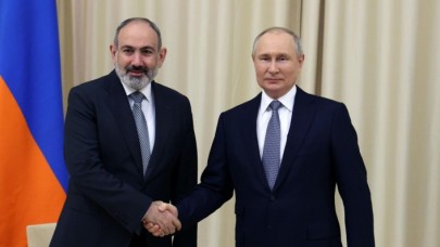 Putin ve Paşinyan Rusya'da görüştü: 30 maddelik bildiride Türkiye detayı gözlerden kaçmadı!