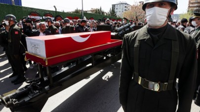 Şehit Asteğmen Kupşen İzmir'de son yolculuğuna uğurlandı