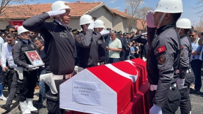 Şehit polis Zafer Mat,  Yozgat'ta son yolculuğuna uğurlandı