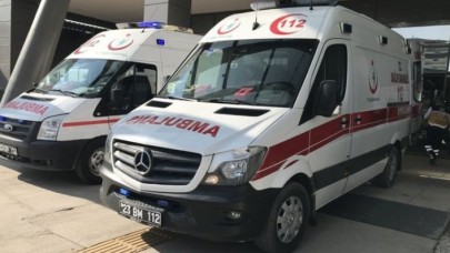 Tunceli'de feci kaza: Hakim Emre Küçükbaşol,  savcı Ferhat Akıl ve avukat Arif Yıldız yaralandı. Birinin durumu ağır