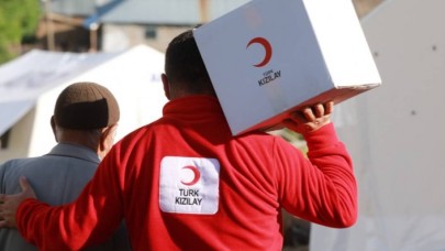 Türk Kızılaydan kardeş ülkeye gıda yardımı