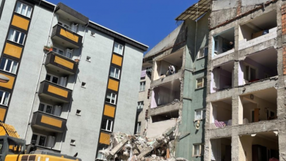 Uyanık müteahhidin foyası yıkımda ortaya çıktı