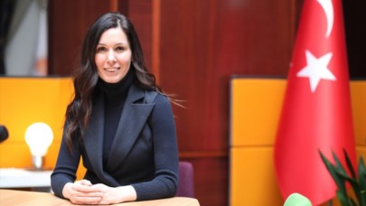 AK Parti'li Karaaslan:En acısı, kendi yönetimleri eliyle yapıldı diye sessiz kalmaları utanç ve pişmanlık duymamaları