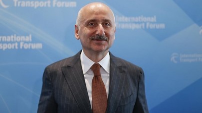 Bakan Karaismailoğlu'ndan flaş iddia ve Atatürk Havalimanı açıklaması