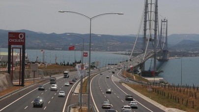 Bakan Karaismailoğlu,  Osmangazi Köprüsü'nden geçen araç sayısını açıkladı