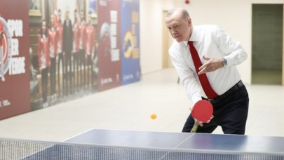 Cumhurbaşkanı Erdoğan'ın raket tutuşu,  NFT'ye dönüştürüldü