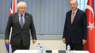 Cumhurbaşkanı Erdoğan,  İngiltere Başbakanı Johnson ile görüştü