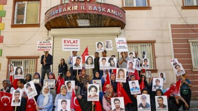 Diyarbakır annelerinin evlat nöbetinde 1000 gün geride kaldı