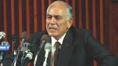 Eski bakanlardan Bekir Sami Daçe vefat etti