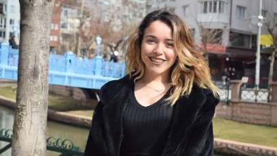 Eskişehir'de 3. kattaki evinden düştü: Zeynep Kırlı öldü