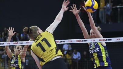 Filede Fenerbahçe'yi yenen VakıfBank şampiyon oldu