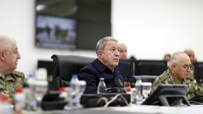 Hulusi Akar'dan flaş Yunanistan ve Pençe Kilit Operasyonu açıklaması