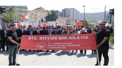 Ülke genelinde "Biz Büyük Bir Aileyiz" yürüyüşleri düzenlendi