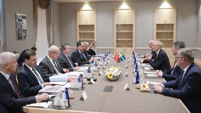 Kulliye'de İsveç ve Finlandiya ile 5 saatlik kritik görüşmenin ardından flaş açıklama