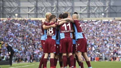 Lig bitti,  Trabzonspor bitmedi: Altay'ı yenerken,  İstanbul'u salladı