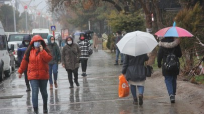 Meteoroloji'den uyarı: 12 ilde gök gürültülü sağanak yağış
