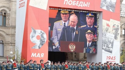 Putin'den Kızılmeydan'da flaş açıklamalar: NATO'ya ve ABD'ye yaylım ateş!