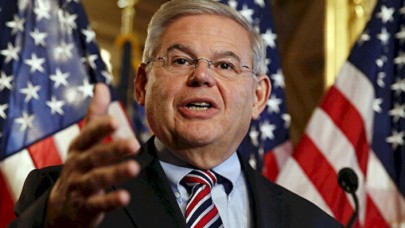 Senatör Robert Menendez: Beyaz Saray Türkiye'nin Erdoğan'ın yönetiminde olduğunu anlamalı