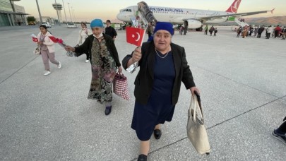 Ukrayna'dan tahliye edilen Ahıska Türklerinden oluşan altıncı kafile Elazığ'a geldi