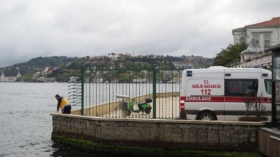 Üsküdar sahilinde fotoğrafı çekilirken denize düşen Erdem Çağlar,  kayboldu
