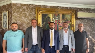 ZAZA TV YÖNETİMİ TANINMIŞ İŞ İNSANI OSMAN BAYLAZ'I ANKARA'DA ZİYARET ETTİ