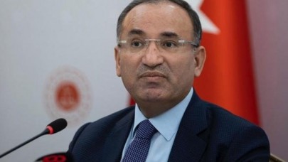 Adalet Bakanı Bozdağ'dan Madrid'de imzalanan "Üçlü Muhtıra"ya ilişkin açıklama