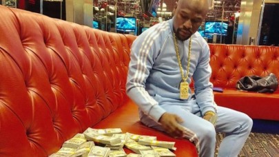 Bu para dudak uçuklatır! Floyd Mayweather'ın aylık gelirine kimse inanamadı