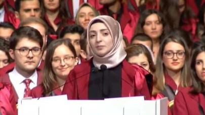 Çapa Tıp Fakültesi'ni birincilikle bitiren Merve Nur Uçar'ın konuşması mezuniyet törenine damga vurdu
